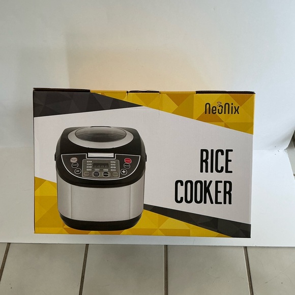 NeoNix new Black and Silver Rice Cooker - Picture 1 of 4